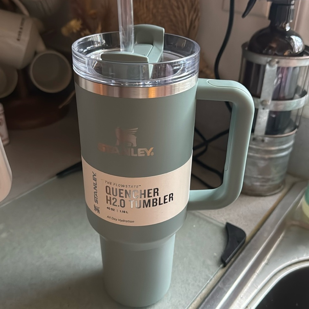 Stanley tumbler 40oz